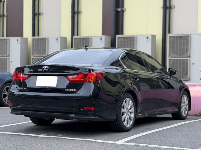 LEXUS凌志 GS300H  第2張相片