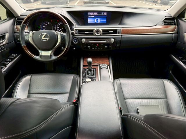 LEXUS凌志 GS300H  第5張相片