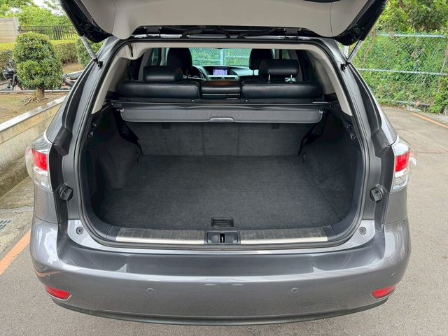 LEXUS凌志 RX450H  第13張相片