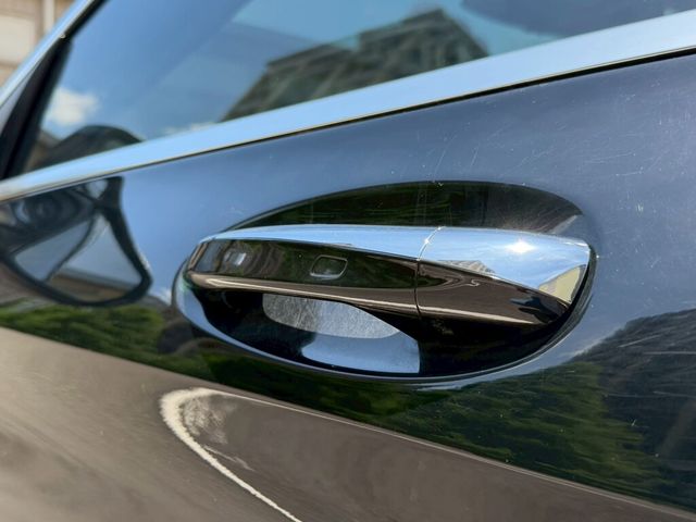 M-BENZ賓士 C300  第7張相片
