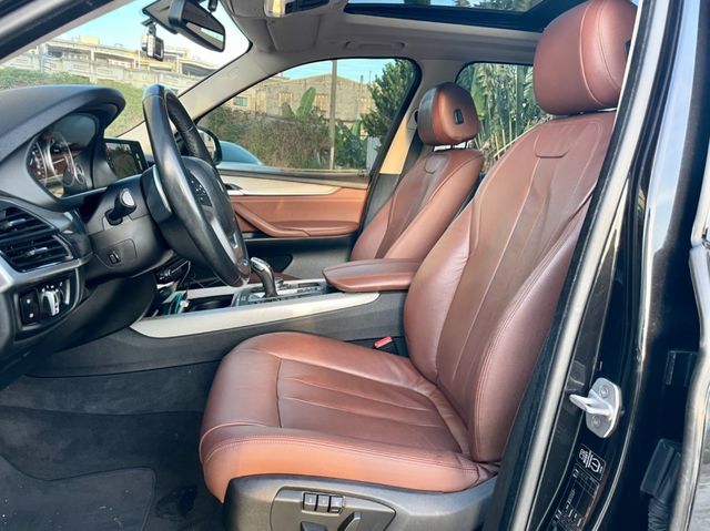 BMW寶馬 X5 XDRIVE30D  第3張相片