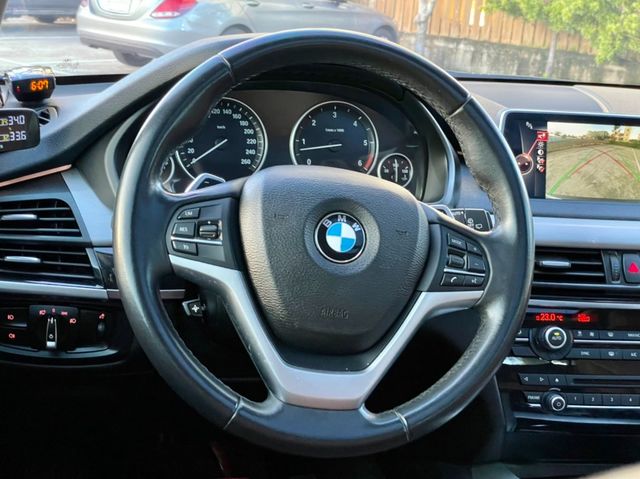 BMW寶馬 X5 XDRIVE30D  第6張相片