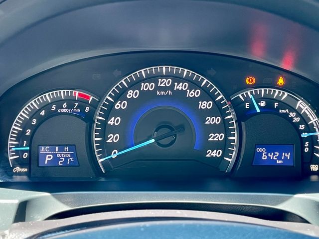 TOYOTA豐田 CAMRY  第6張相片