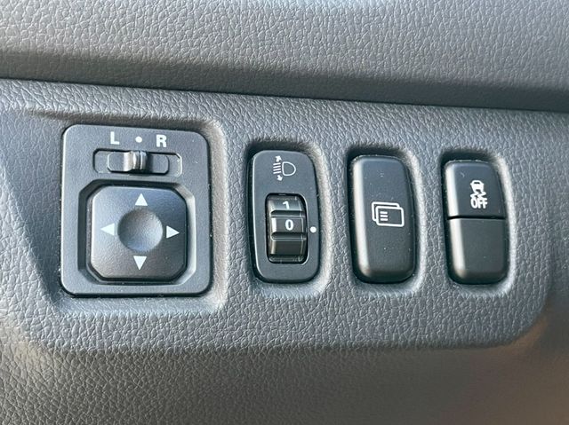 MITSUBISHI三菱 GRAND LANCER  第6張相片