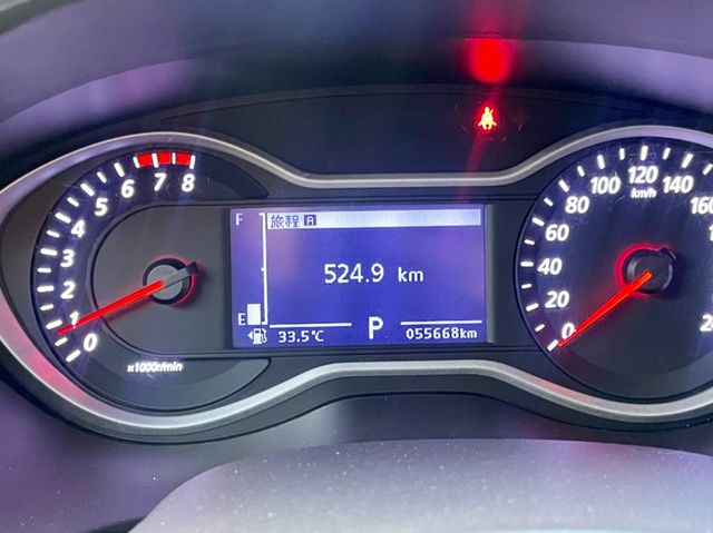 MITSUBISHI三菱 GRAND LANCER  第7張相片