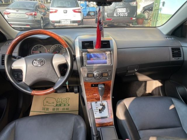 TOYOTA豐田 ALTIS  第3張相片