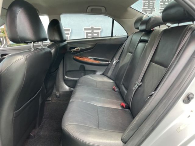 TOYOTA豐田 ALTIS  第4張相片