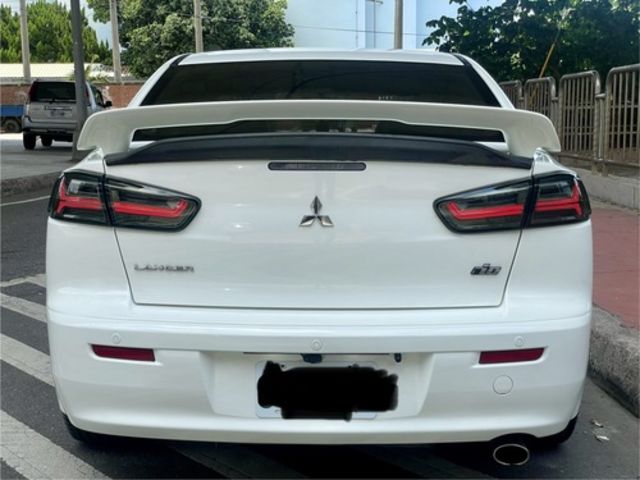 MITSUBISHI三菱 LANCER IO  第3張相片