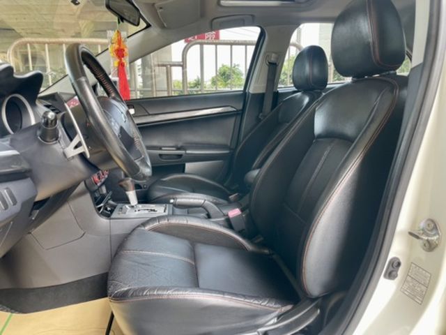 MITSUBISHI三菱 LANCER IO  第4張相片