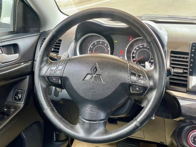 MITSUBISHI三菱 LANCER IO  第7張相片