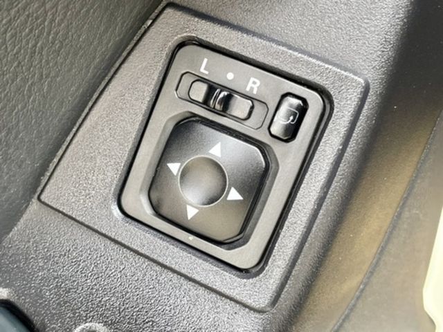 MITSUBISHI三菱 LANCER IO  第8張相片