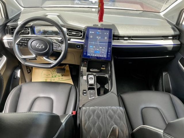 HYUNDAI現代 CUSTIN  第5張相片
