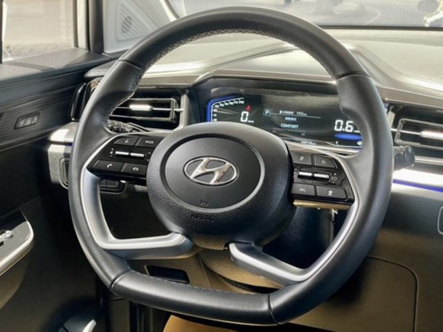 HYUNDAI現代 CUSTIN  第7張相片