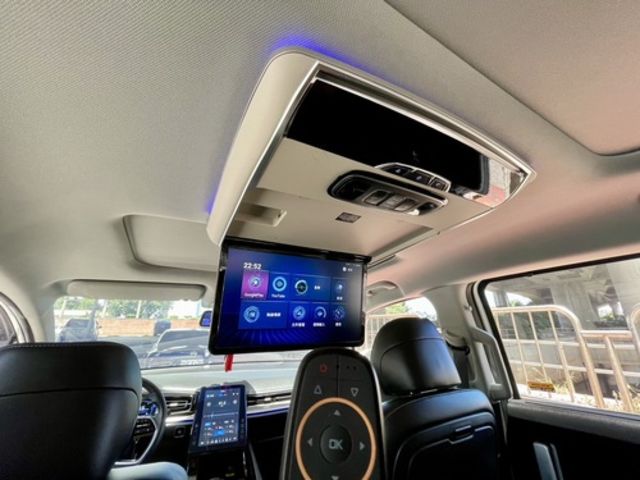 HYUNDAI現代 CUSTIN  第8張相片