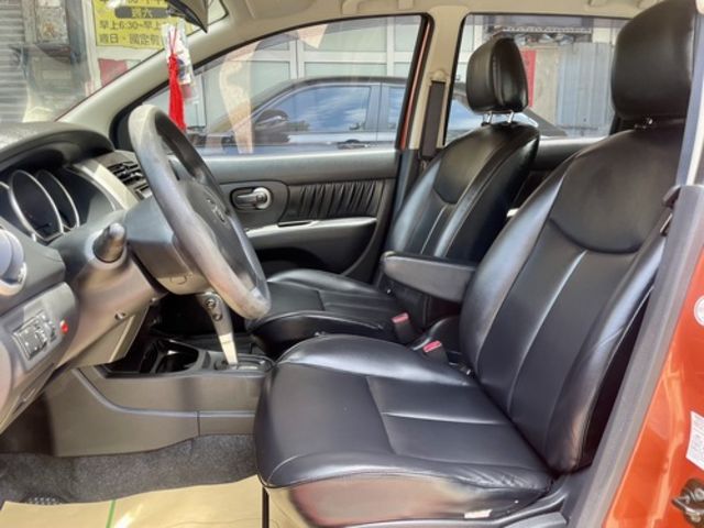 NISSAN日產 LIVINA  第3張相片