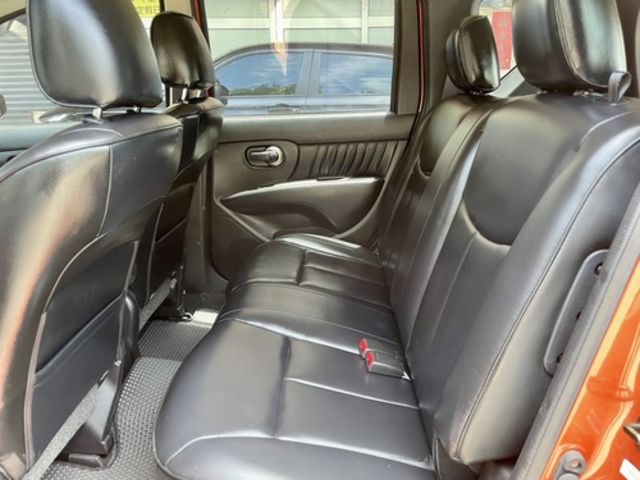 NISSAN日產 LIVINA  第4張相片