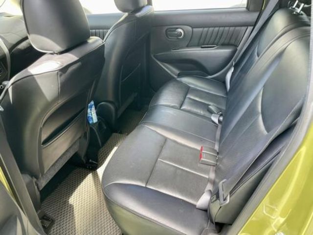 NISSAN日產 LIVINA  第6張相片