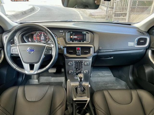 VOLVO富豪 V40  第5張相片