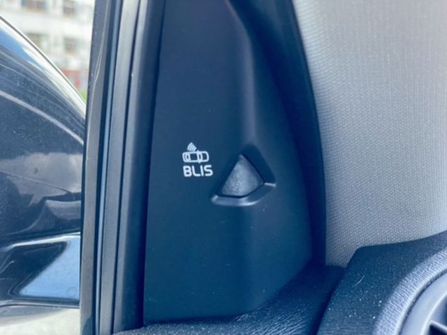 VOLVO富豪 V40  第10張相片