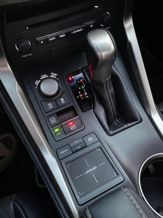 LEXUS凌志 NX200T  第8張相片