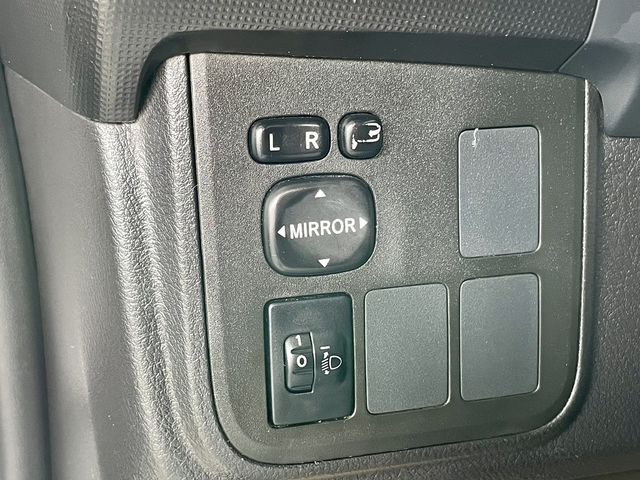 TOYOTA豐田 WISH  第9張相片