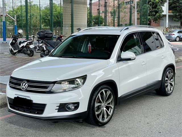 VOLKSWAGEN福斯 TIGUAN  第1張相片