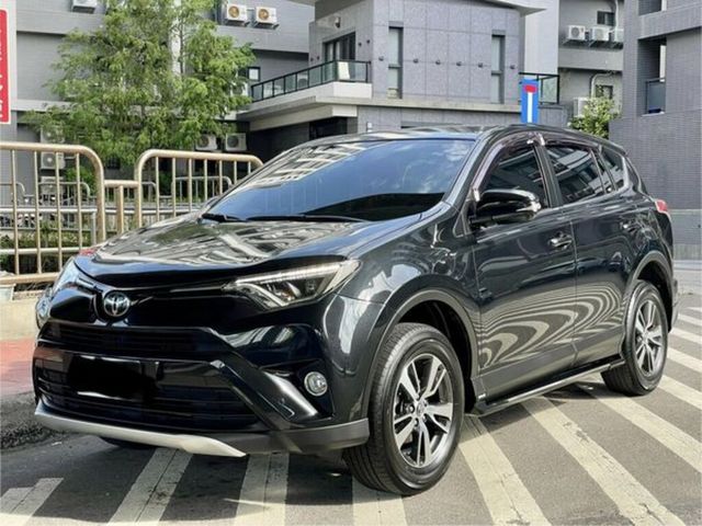 TOYOTA豐田 RAV4  第1張相片