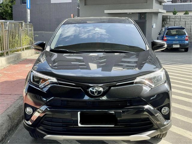 TOYOTA豐田 RAV4  第2張相片