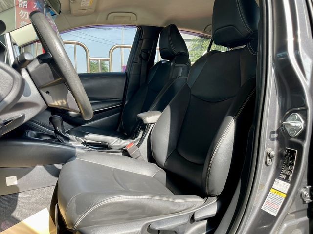 TOYOTA豐田 ALTIS  第3張相片