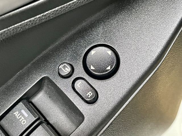 MAZDA馬自達 MAZDA 3  第7張相片