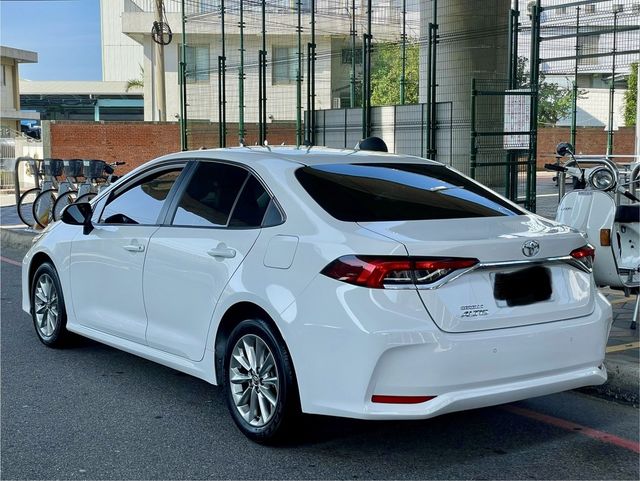TOYOTA豐田 ALTIS  第2張相片