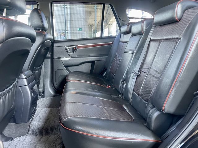 HYUNDAI現代 SANTA FE  第4張相片