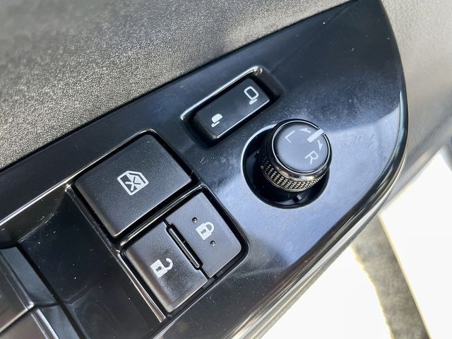 TOYOTA豐田 YARIS  第7張相片