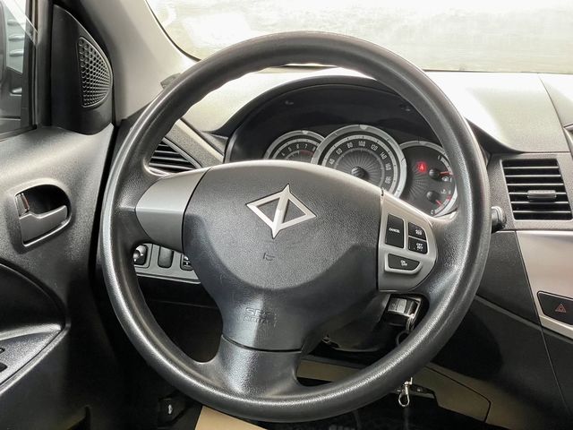 MITSUBISHI三菱 ZINGER  第13張相片