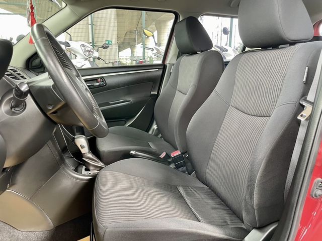 SUZUKI鈴木 SWIFT  第5張相片