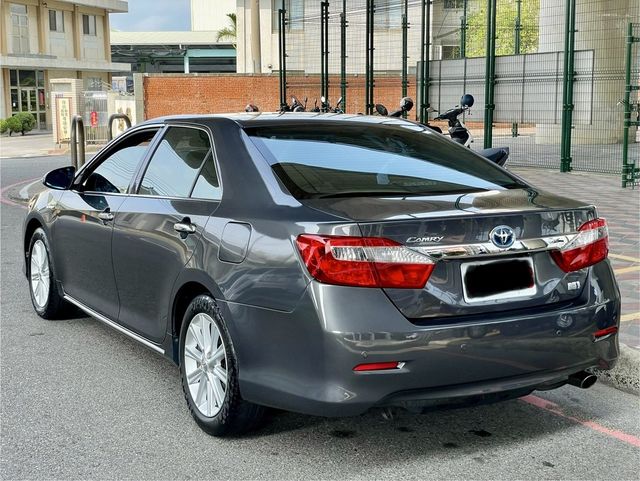 TOYOTA豐田 CAMRY HYBRID  第3張相片