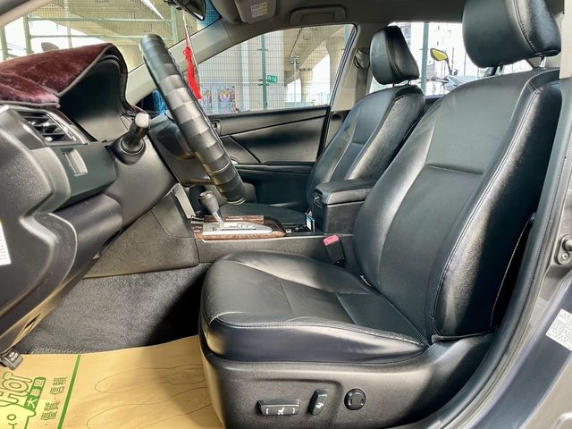 TOYOTA豐田 CAMRY HYBRID  第5張相片