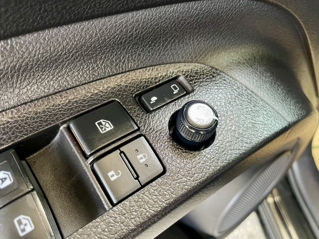 TOYOTA豐田 SIENTA  第9張相片