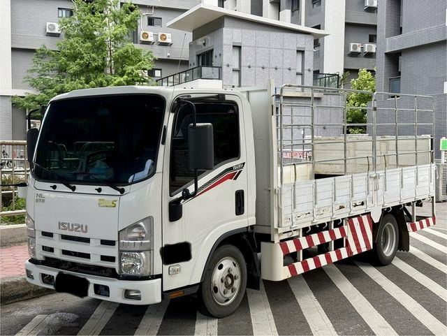 ISUZU五十鈴 ELF  第7張相片
