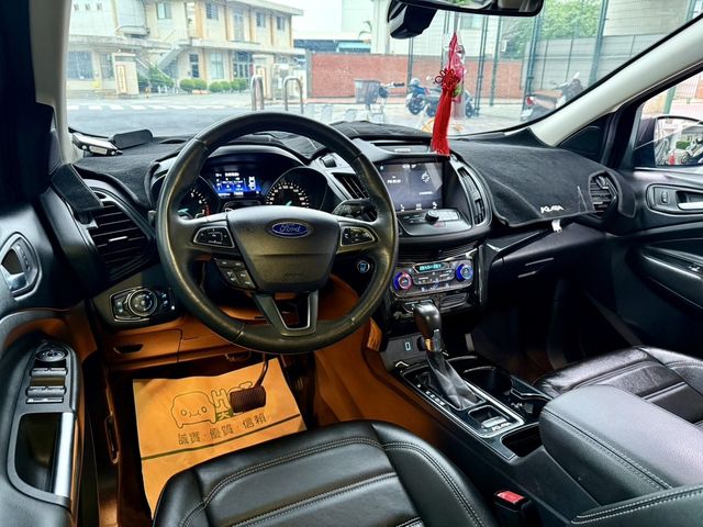 FORD福特 KUGA  第7張相片