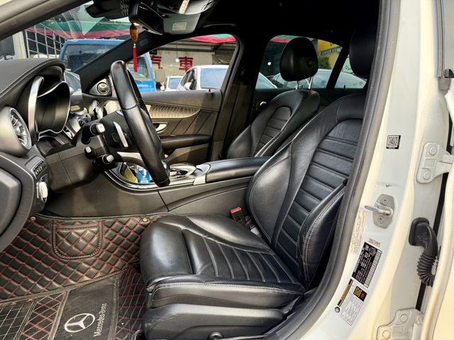 M-BENZ賓士 C450  第3張相片