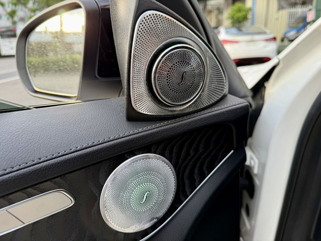 M-BENZ賓士 C450  第5張相片