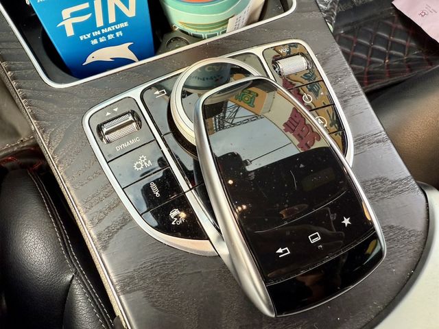 M-BENZ賓士 C450  第7張相片