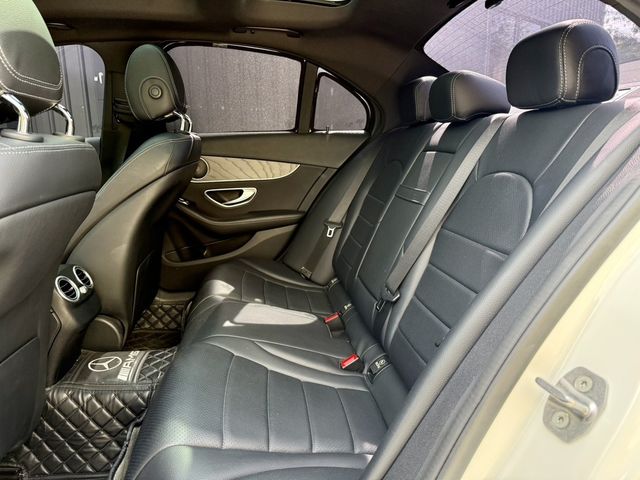 M-BENZ賓士 C300  第5張相片