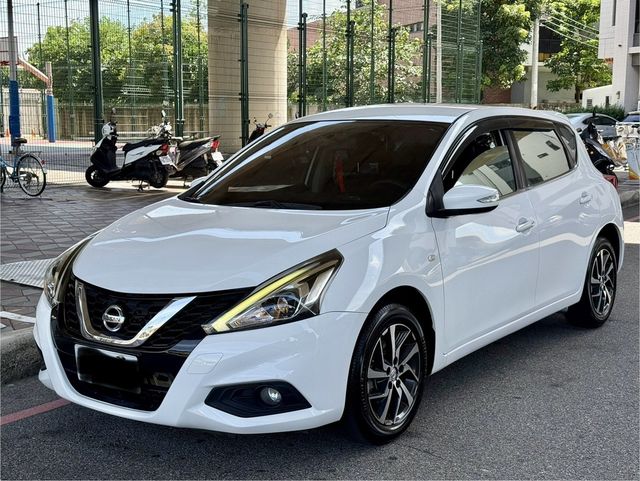 NISSAN日產 TIIDA  第1張相片