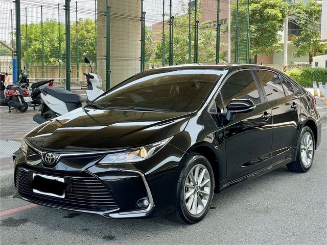 TOYOTA豐田 ALTIS  第1張相片