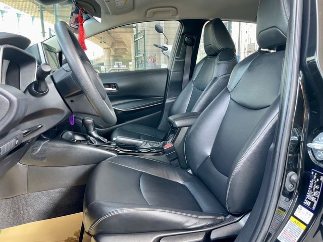 TOYOTA豐田 ALTIS  第3張相片