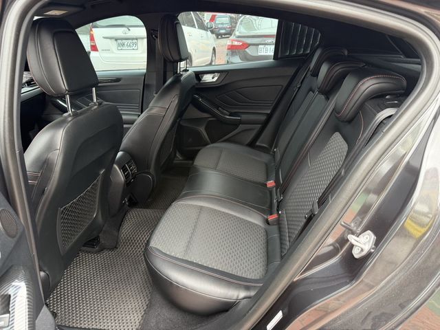 FORD福特 FOCUS  第4張相片