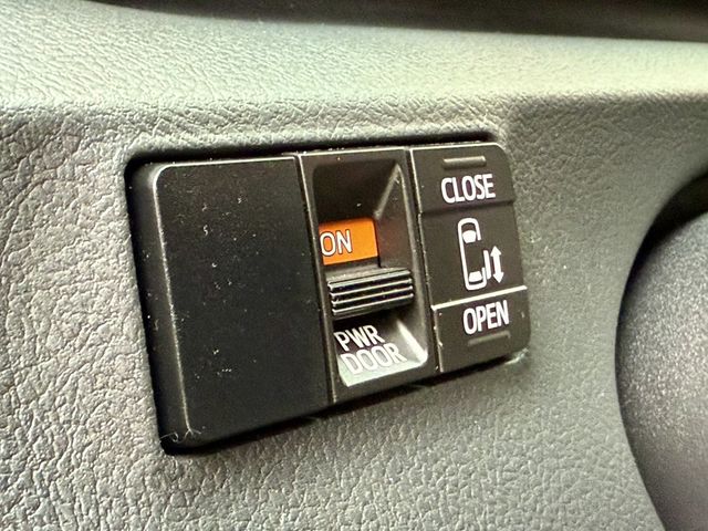 TOYOTA豐田 SIENTA  第4張相片