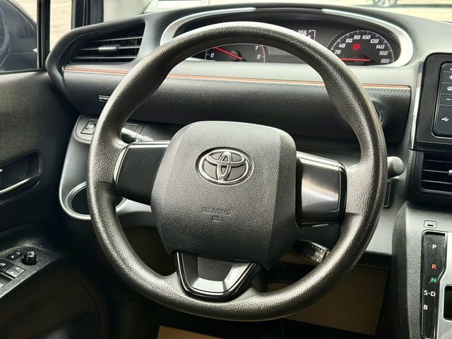 TOYOTA豐田 SIENTA  第5張相片